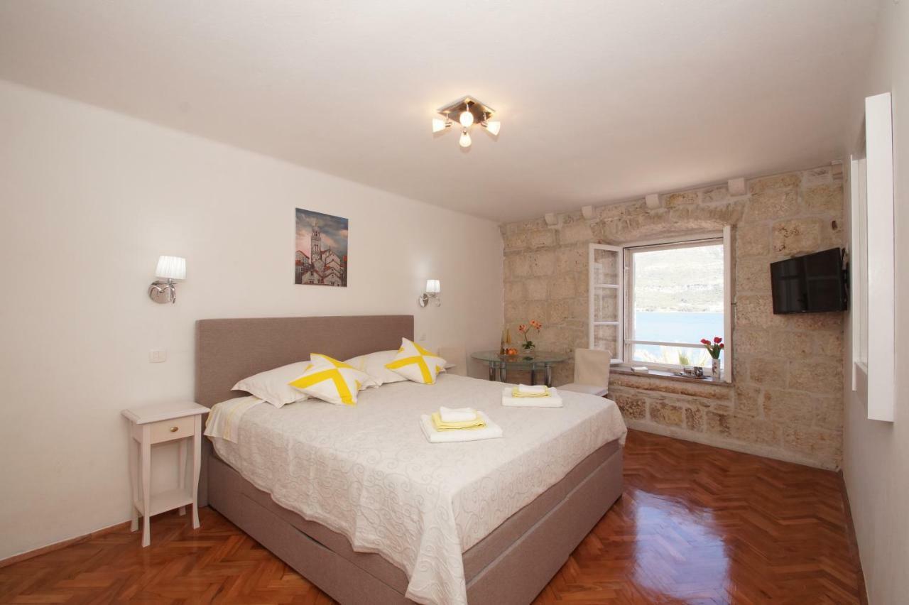 Guest House Holiday Korcula Town Exterior photo