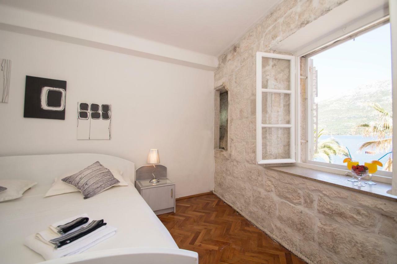 Guest House Holiday Korcula Town Exterior photo