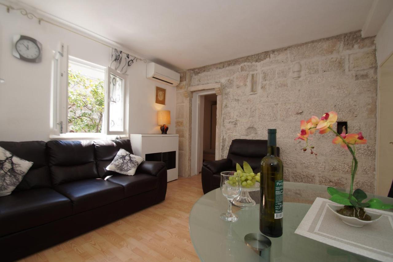 Guest House Holiday Korcula Town Exterior photo